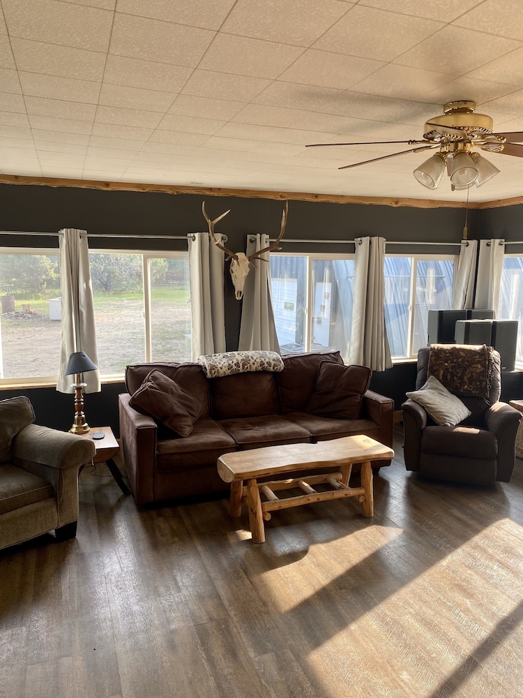 Comfort House, 3 Bedrooms, Mountain View photo 2