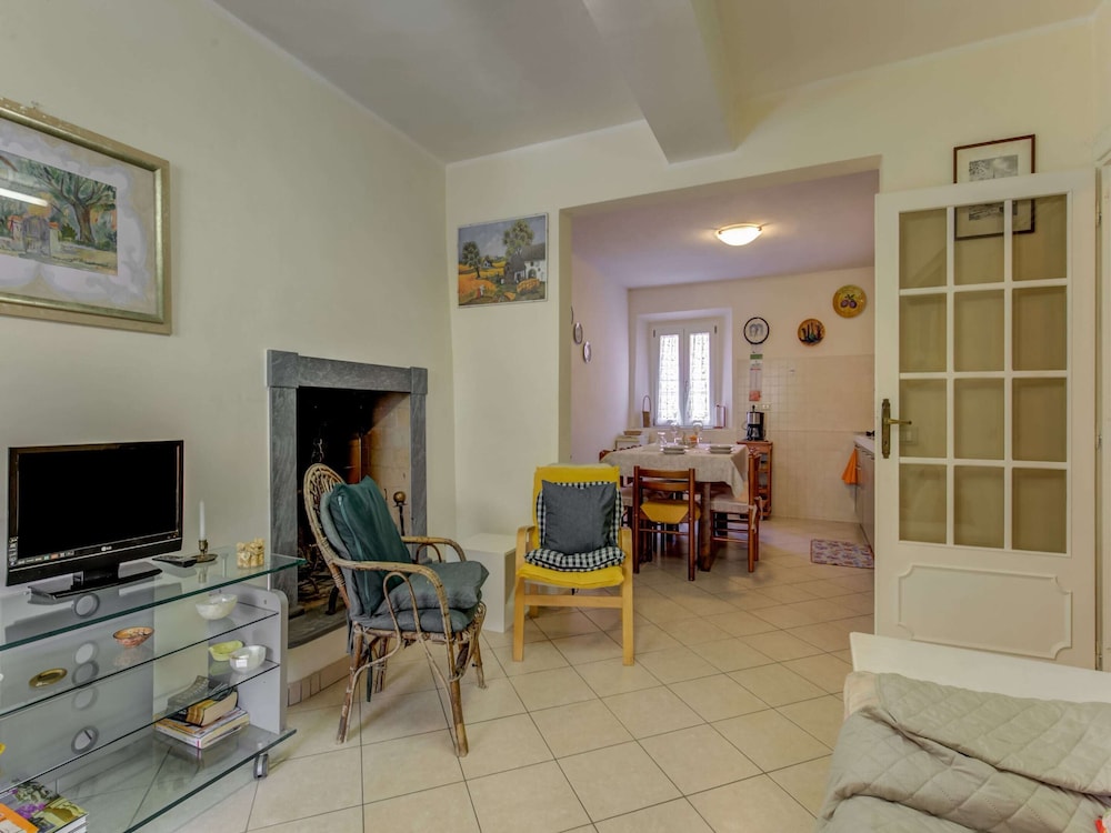 Villa photo 3