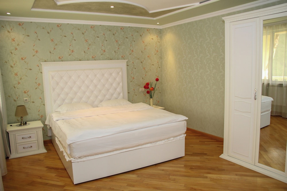Executive Room photo 2