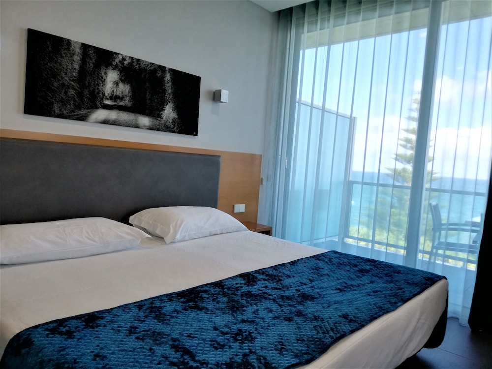 Penthouse, 2 Bedrooms (4 Adults + 2 Children)