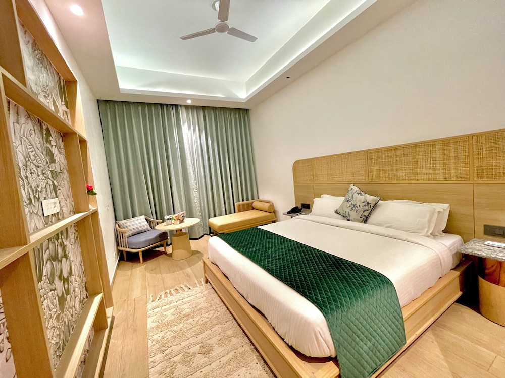 Luxury Lake View Room photo 2