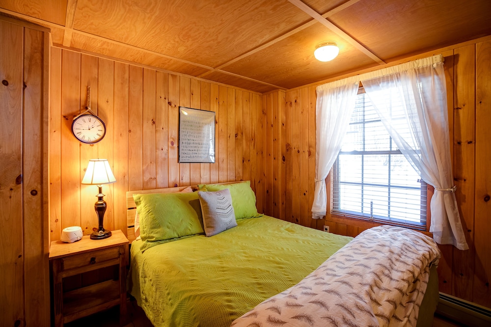 Room 1 - Linden photo 2