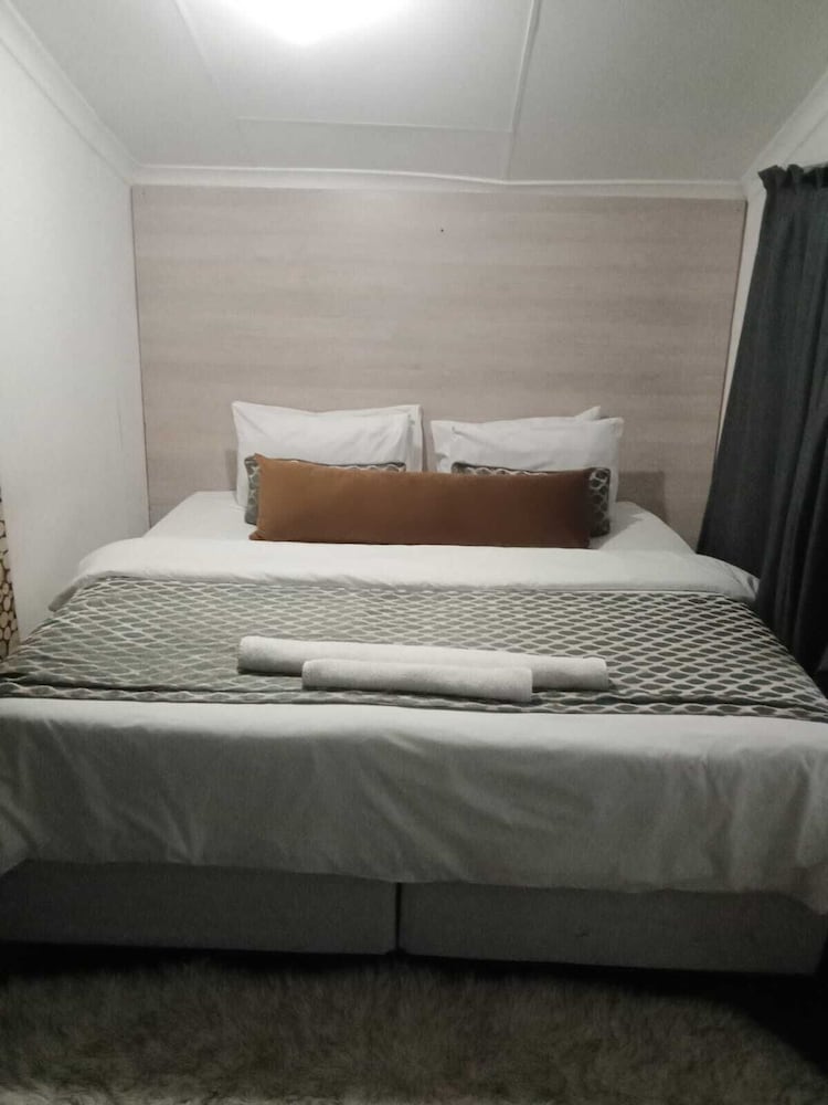 Triple Room, Garden View photo 3