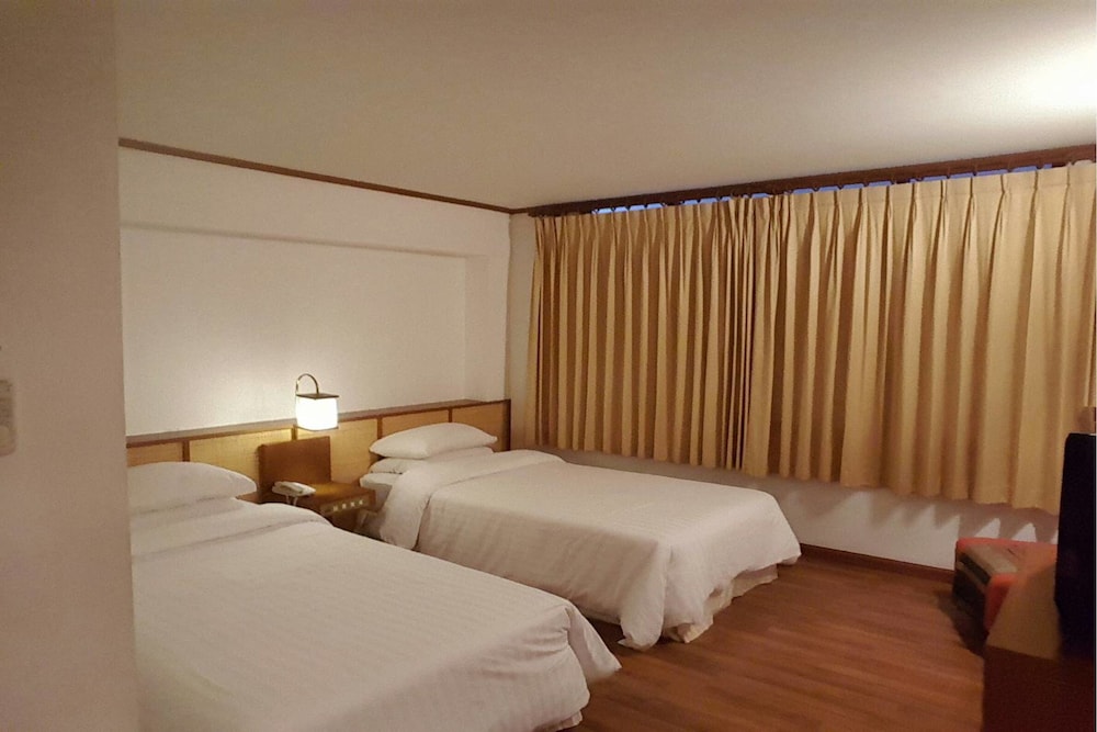 Deluxe Twin Room photo 1