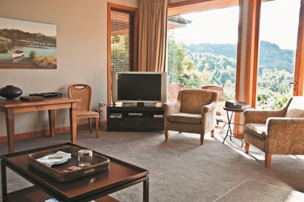 Valley Villa photo 2