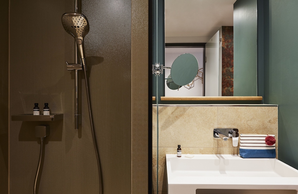 Hotel Indigo Dresden - Wettiner Platz by IHG - Photo 77