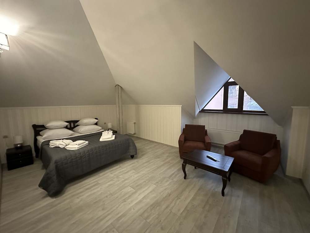 Comfort Room photo 2