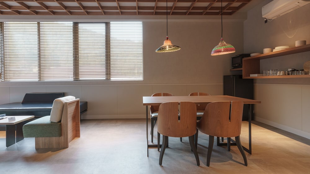 Aoka Condominium Suite - Photo 37