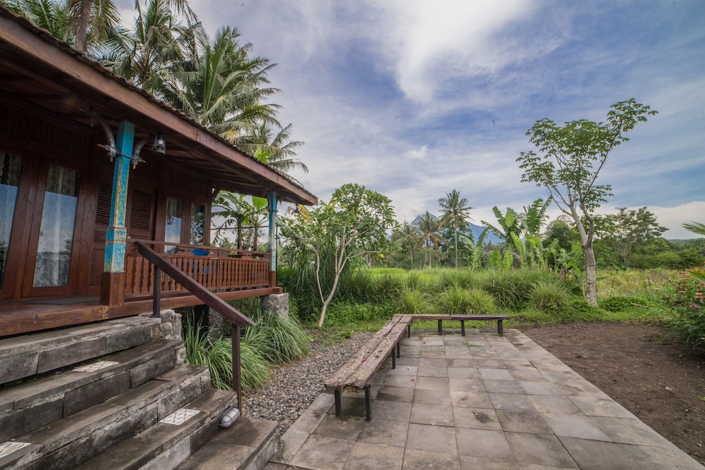 Jepara Triple Bed - Photo 15