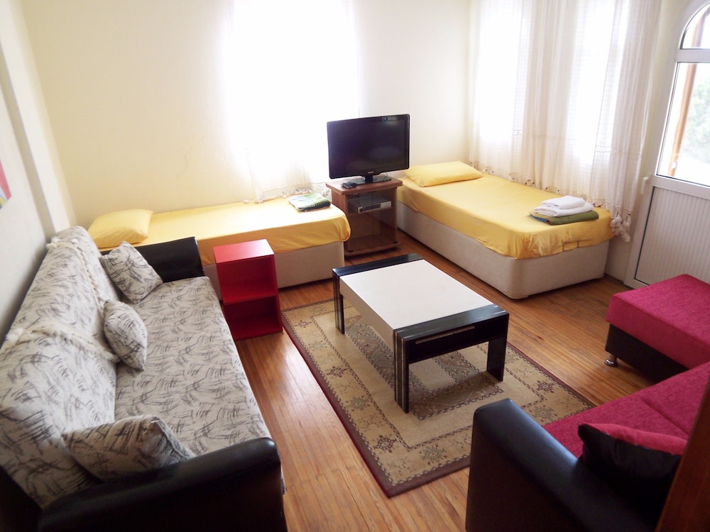 Standard Apartment, 2 Bedrooms, Sea View photo 1