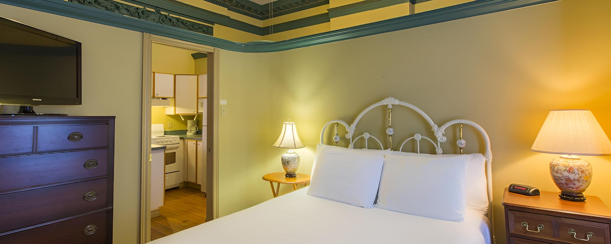 Executive Suite, 1 Queen Bed photo 2