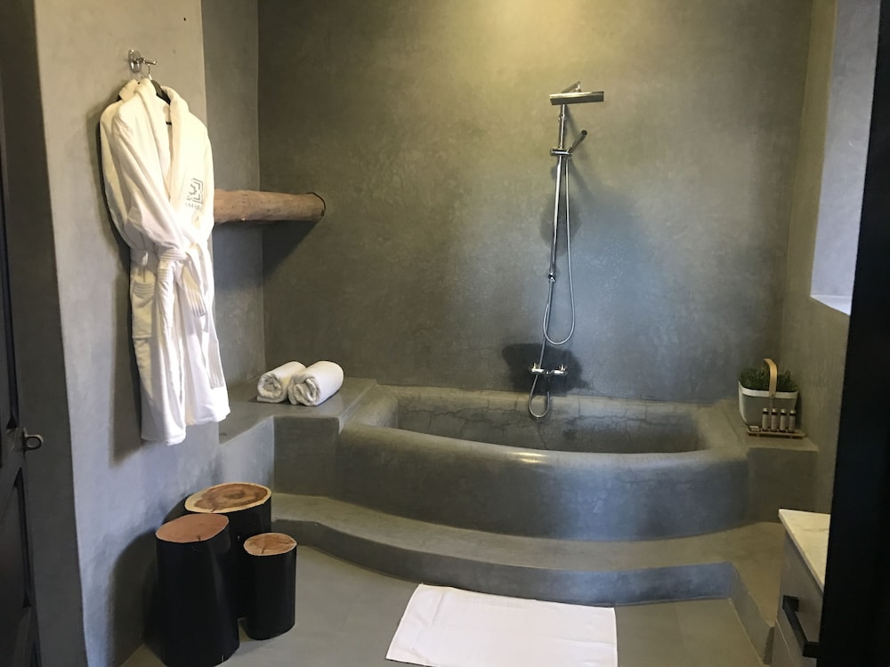 Deluxe Room photo 3