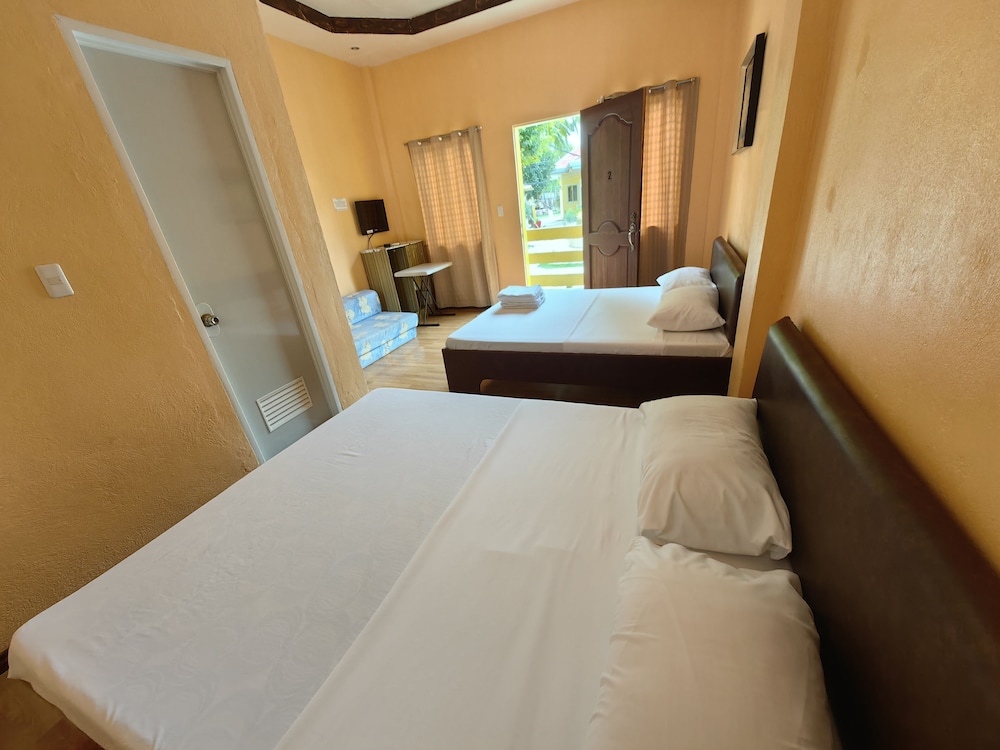 Quadruple Room photo 1