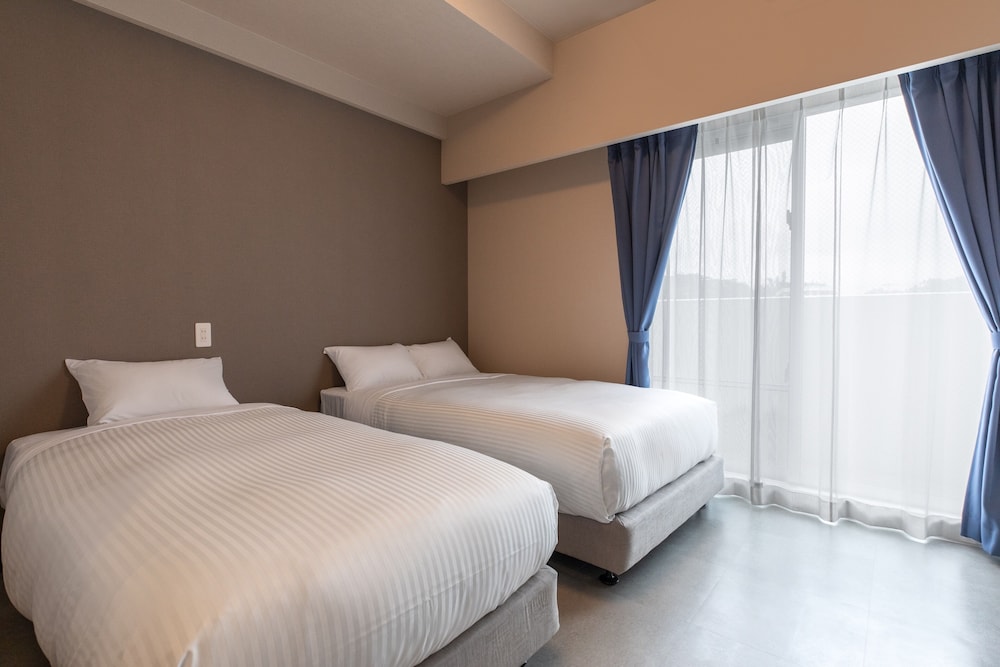 Standard Twin Room - Photo 2