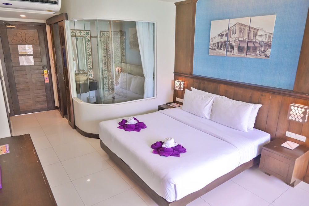 Pool Access Double Room - First floor photo 1