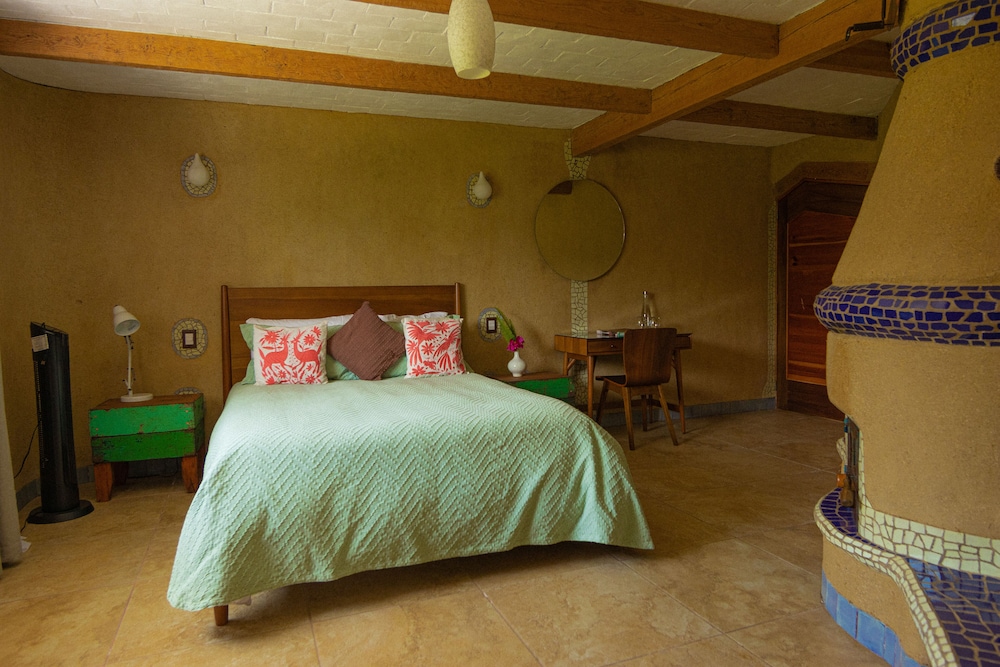 Junior Suite, 1 Queen Bed