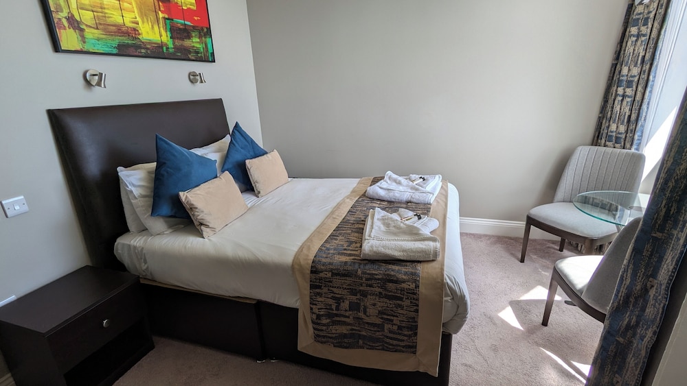 Double Room, Sea View, Sea Facing photo 3
