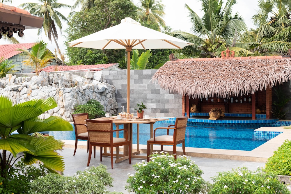 Royal Orchid Villa - Photo 32