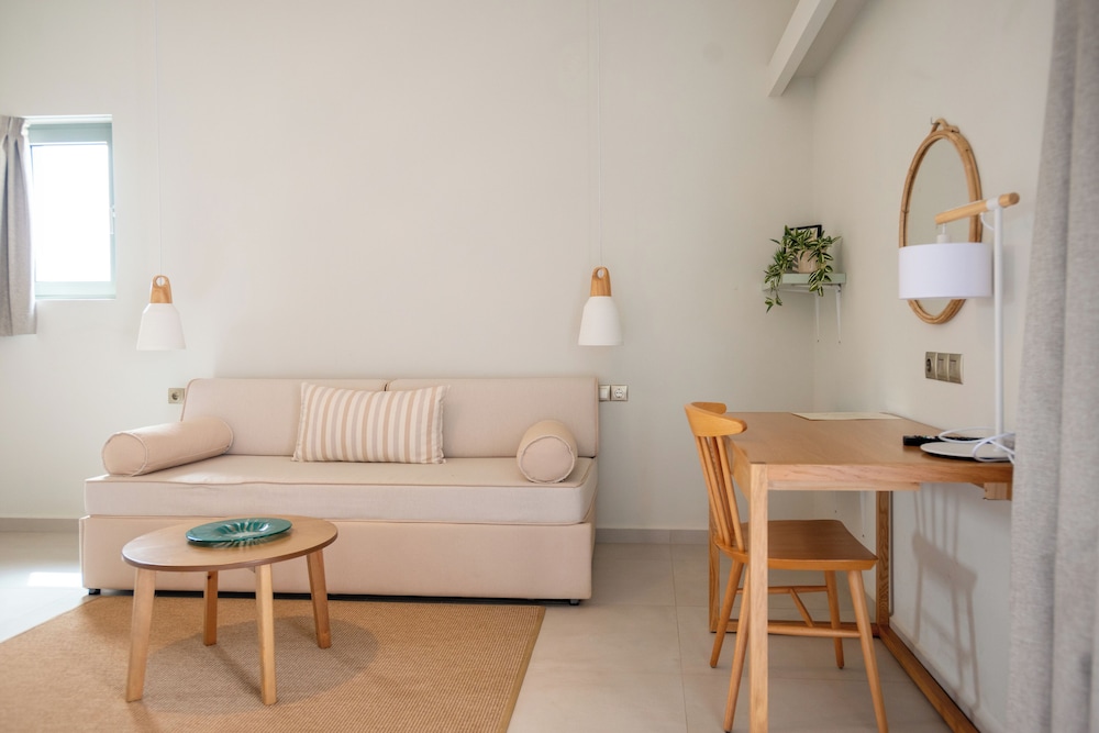 Berenice Side Sea View Apartment photo 3