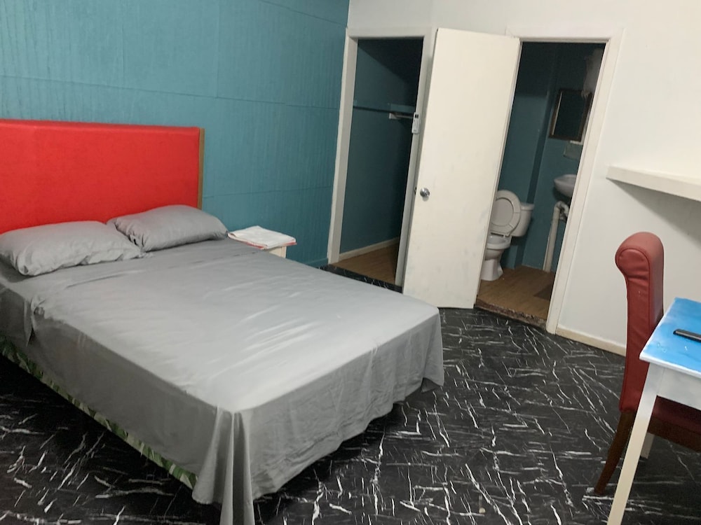 Standard Double or Twin Room photo 1