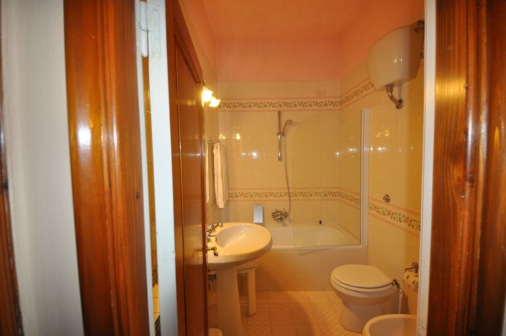 Superior Double Room - Photo 2