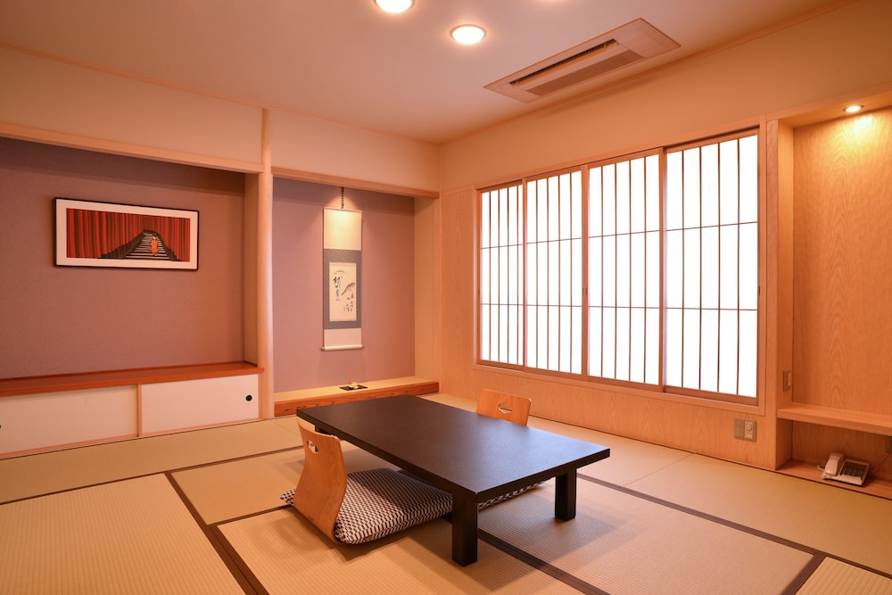 Japanese Standard Room photo 3