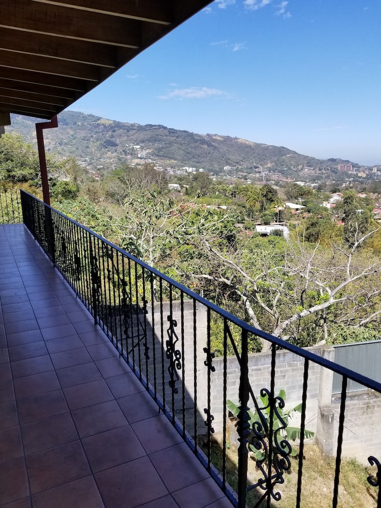 Elite Studio Suite, Multiple Beds, Private Bathroom, City View photo 3