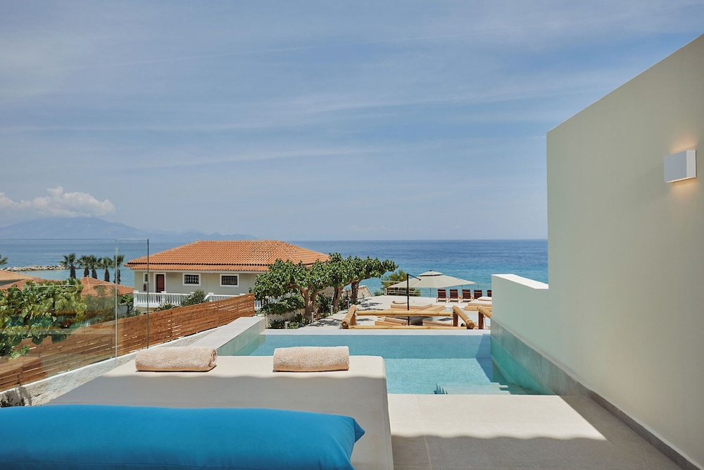 Superior Suite, Private Pool, Sea View