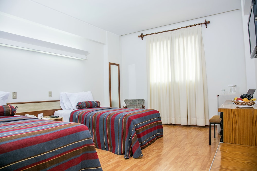 Double or Twin Room - Photo 6