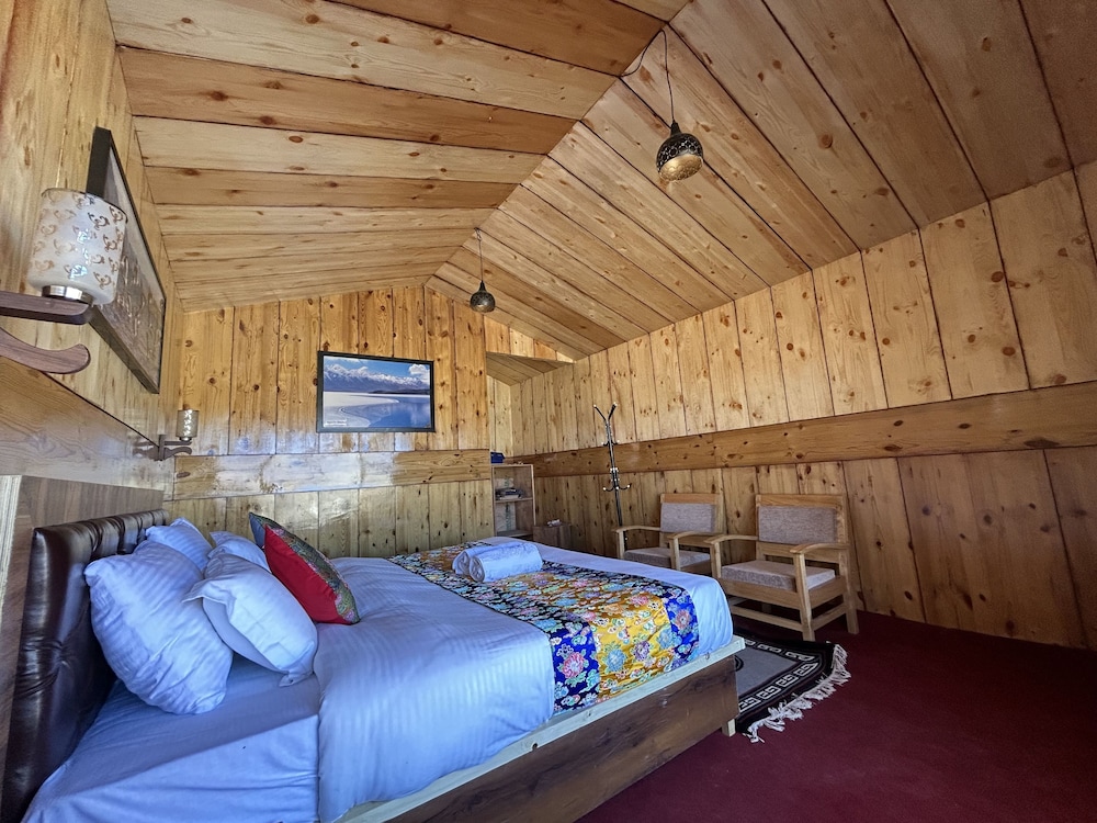 Deluxe Double Room photo 2