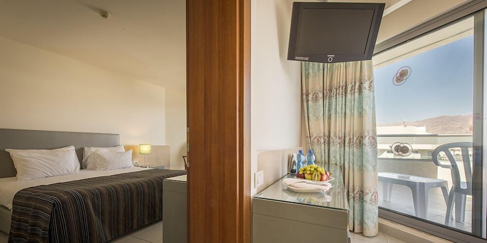 Terrace Room photo 2