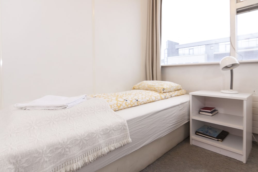 Standard Single Room, 1 Bedroom, Shared Bathroom, City View photo 2