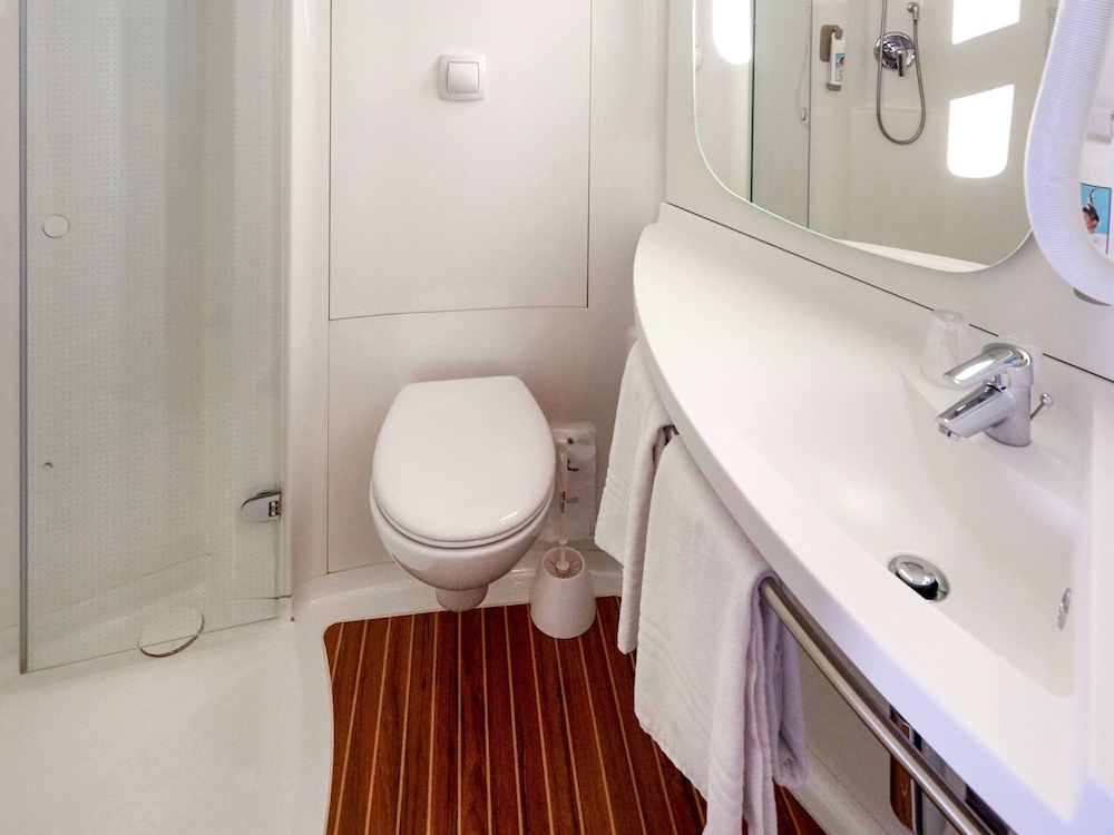 Standard Double Room, 1 Double Bed - Photo 3