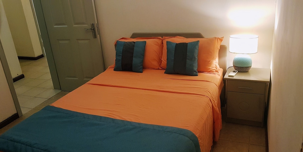 Comfort Double Room, 2 Bedrooms, Partial Ocean View, Beachside