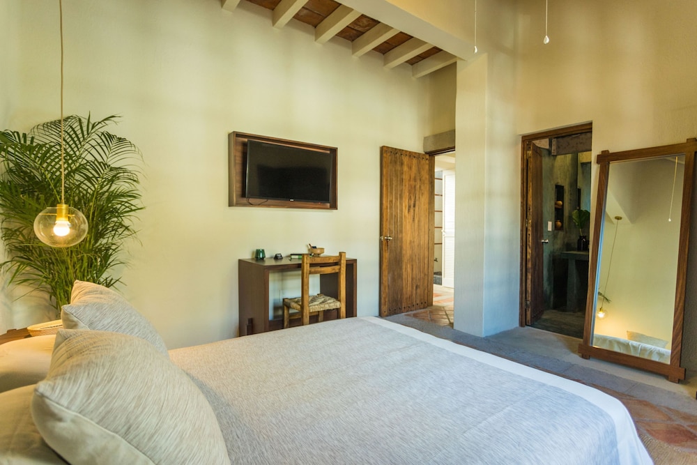 Superior Room - Photo 7