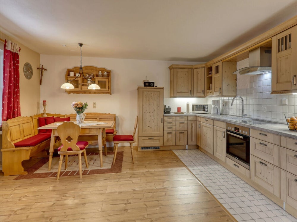 House photo 2