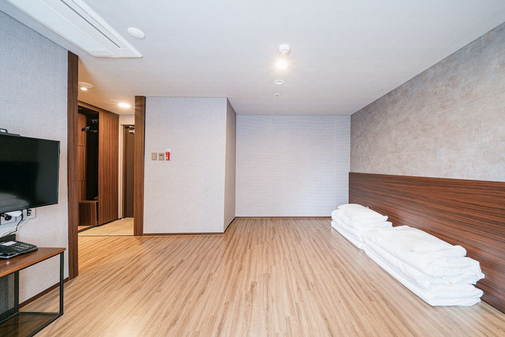 Ondol Room (For 4 people / No View) photo 3