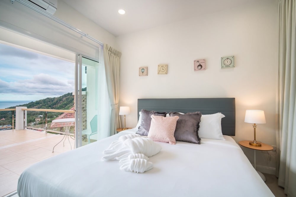 Exclusive Villa, 4 Bedrooms, Ocean View photo 2