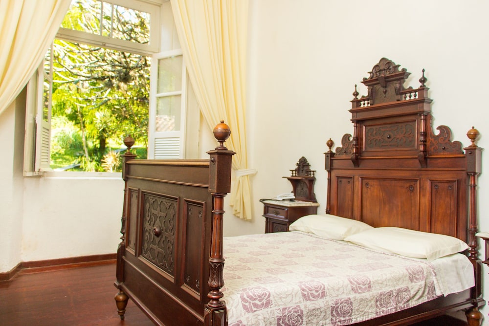 Quarto standart triplo double banheiro compartilhado