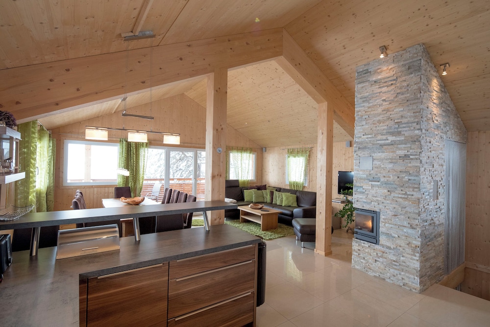 Ferienhaus # 38 mit IR-Sauna & Whirlpool innen