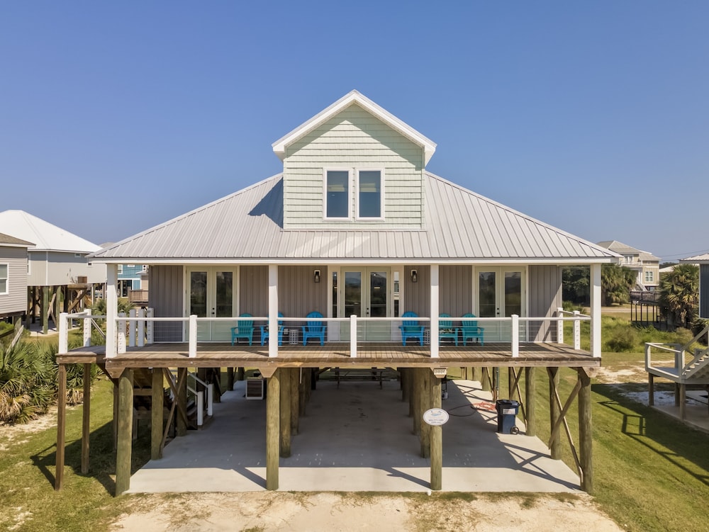 House, 6 Bedrooms