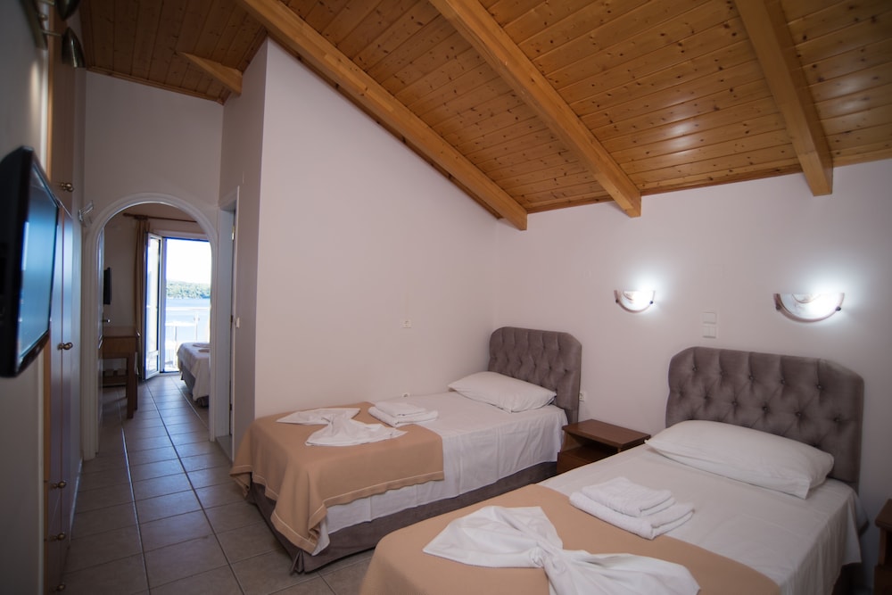 Family Quadruple Room, Sea View photo 1