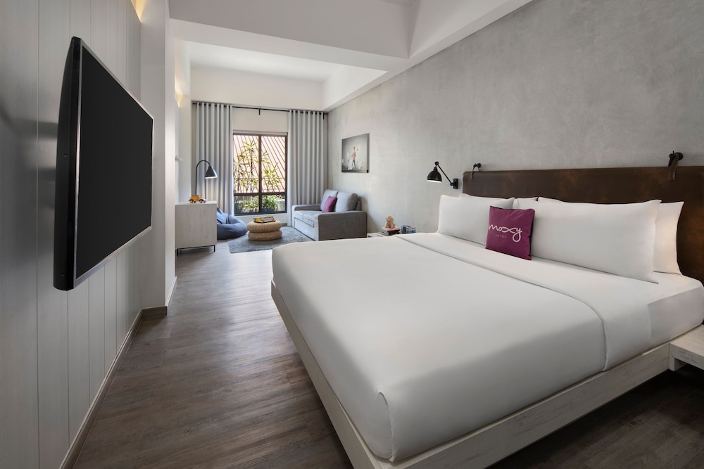 Suite, 1 Queen Bed photo 3