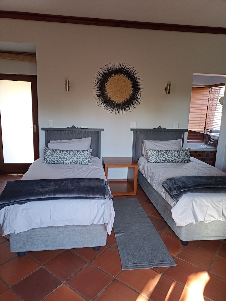 2 Bedroom Chalet 158 photo 3