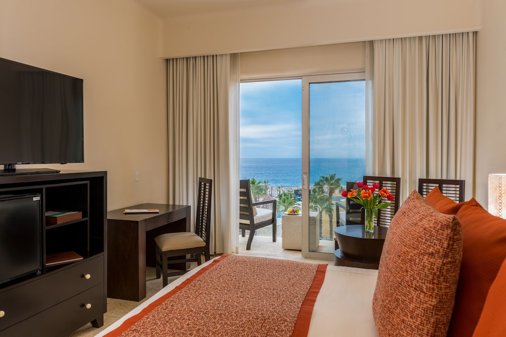 Deluxe Oceanview Room - Photo 1