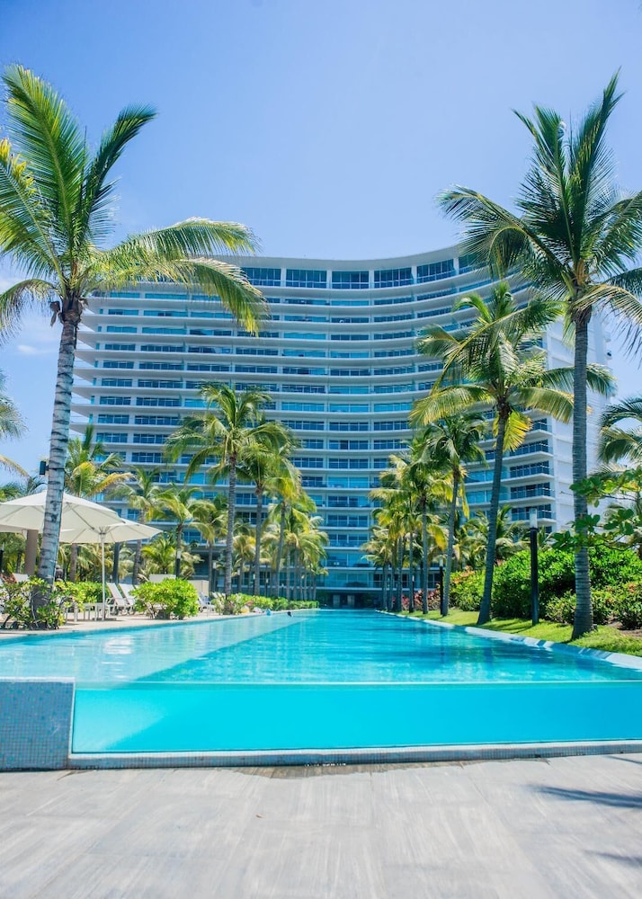 Panoramic Apartment, 2 Bedrooms, Terrace, Ocean View photo 2