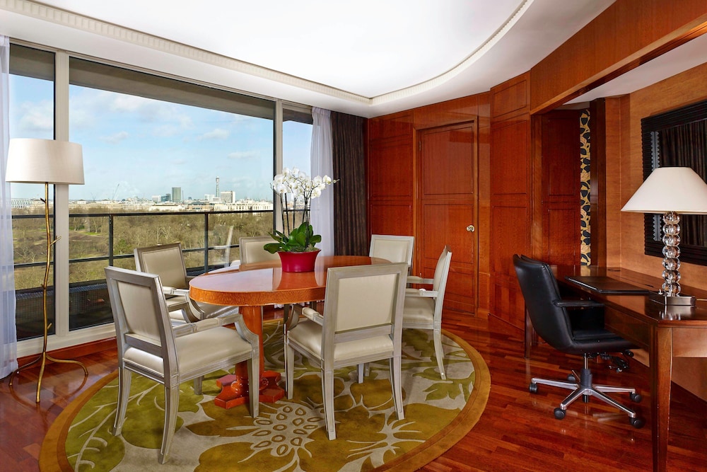Suite, 2 Bedrooms photo 1