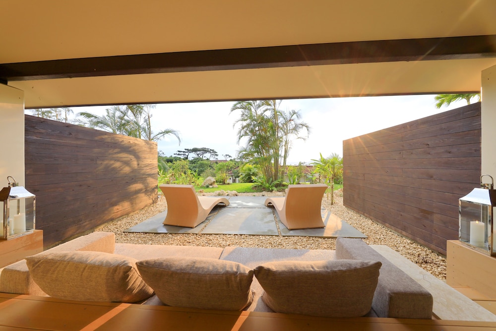 Garden Terrace Deluxe - Photo 3