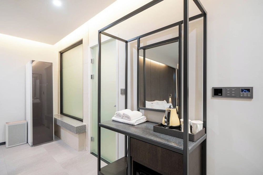 Premium Double Room photo 3