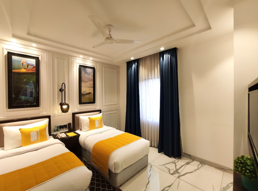 Deluxe Twin Room - Photo 8